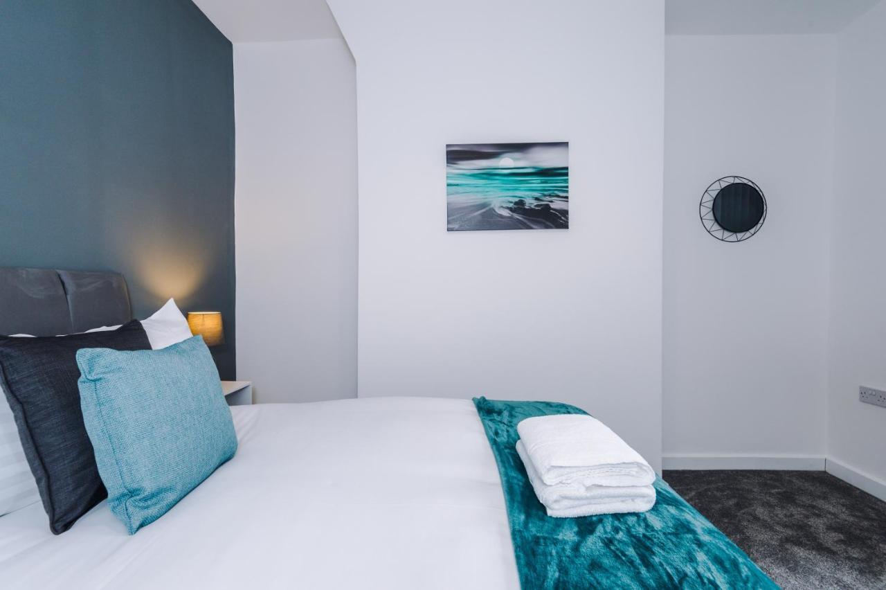 Cosy 3 Bed 3 Bath House - Central Liverpool -Self Check-In & Free Parking! Villa Dış mekan fotoğraf