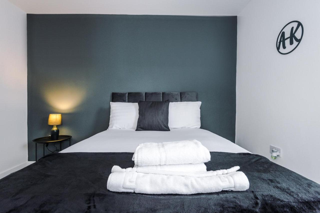 Cosy 3 Bed 3 Bath House - Central Liverpool -Self Check-In & Free Parking! Villa Dış mekan fotoğraf